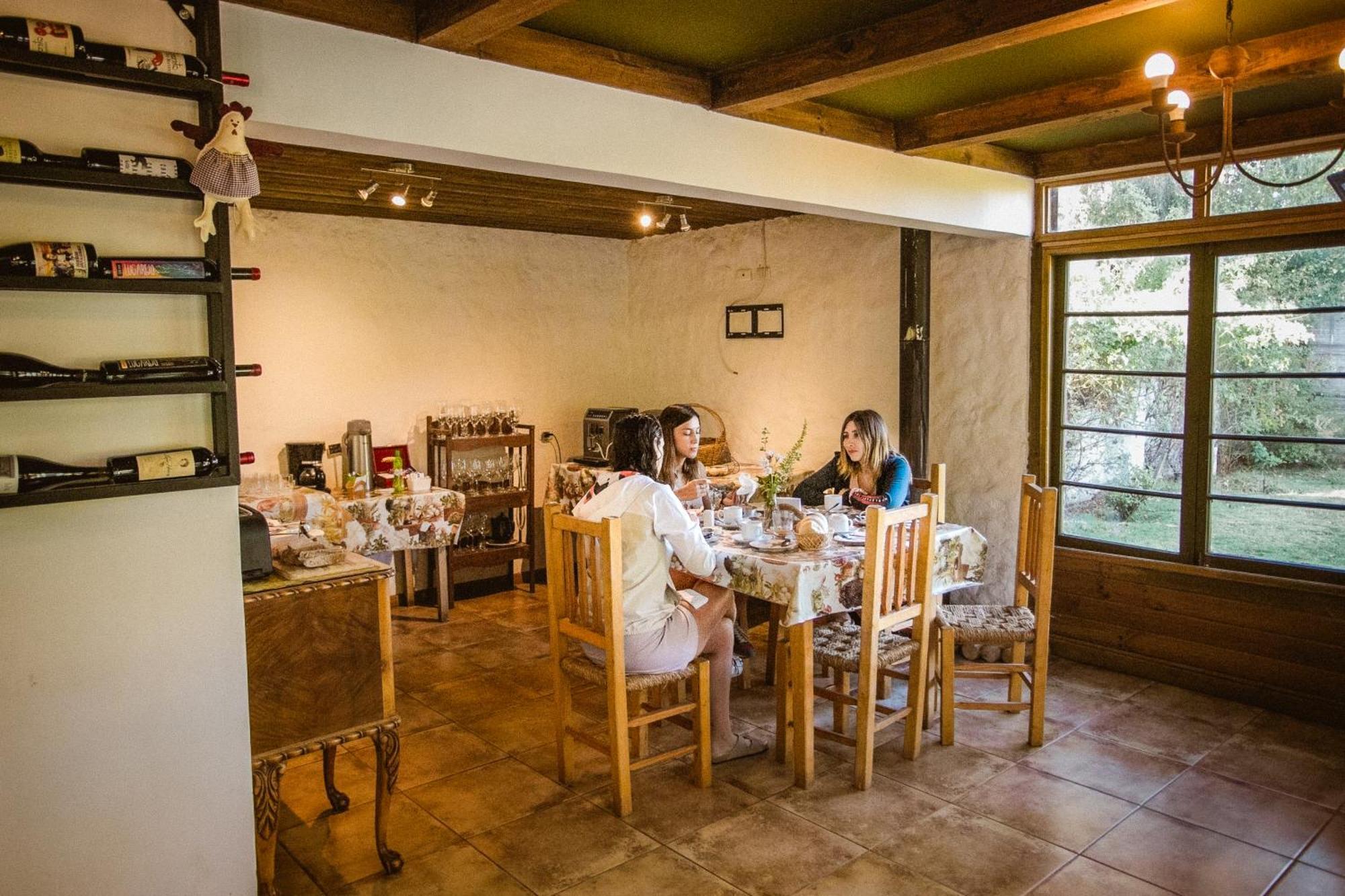 Hotel Hoja De Parra Santa Cruz Esterno foto